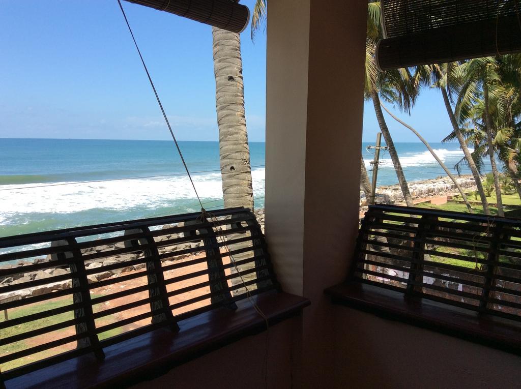 Palm Tree Anex Hotel Varkala Buitenkant foto